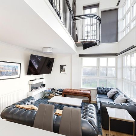 Joivy Stylish Apartment With Balcony In Old Town EDI Eksteriør billede