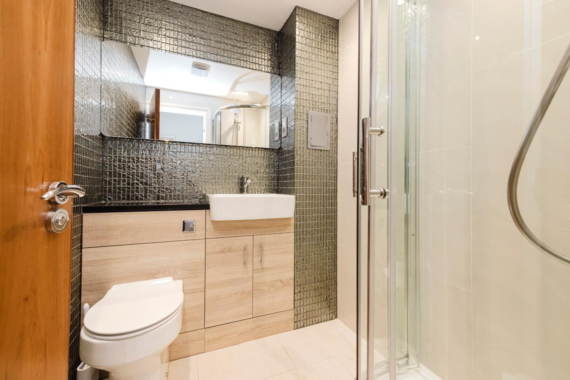 Joivy Stylish Apartment With Balcony In Old Town EDI Eksteriør billede